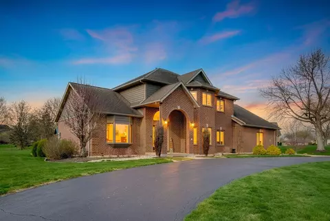 2889 Stoneybrook Dr, Lima, OH 45805