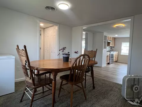 Dining - 533 Lyle Ave, Springfield, OH 45505 photo 1 of 1