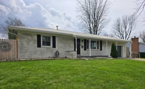 880 E Brown Ave, Bellefontaine, OH 43311