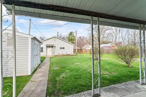 Exterior - 329 S Western Ave, Springfield, OH 45506 photo 4 of 10