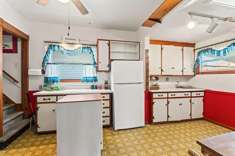 Kitchen - 329 S Western Ave, Springfield, OH 45506 photo 1 of 4