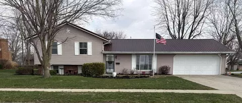 1302 Nagel St, Saint Marys, OH 45885