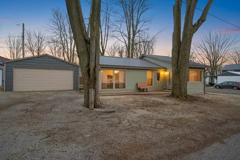 11118 Chickasaw Path, Lakeview, OH 43331