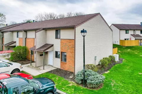 6425 Harbinger Ln, Dayton, OH 45449