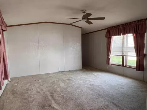 Living - 22 Sunset Dr, Springfield, OH 45504 photo 2 of 2