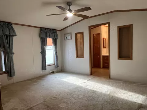 Bedroom - 22 Sunset Dr, Springfield, OH 45504 photo 2 of 2