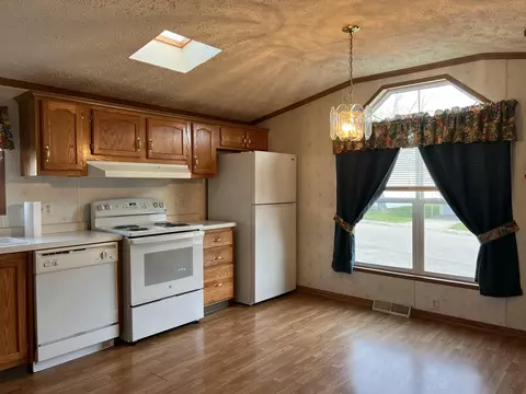 Kitchen - 22 Sunset Dr, Springfield, OH 45504 photo 1 of 2