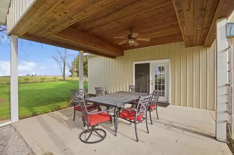 Exterior - 281 W Jackson Rd, Springfield, OH 45502 photo 11 of 11