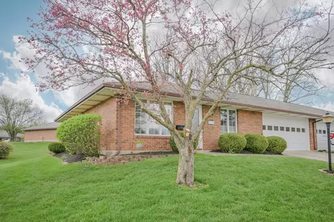 Exterior - 732 Grandview Dr, Springfield, OH 45503 photo 1 of 4