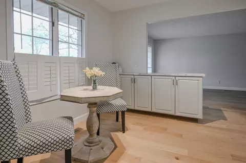Dining - 732 Grandview Dr, Springfield, OH 45503 photo 2 of 2