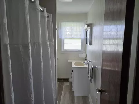 Bath - 151 Pleasant St, De Graff, OH 43318 photo 1 of 1