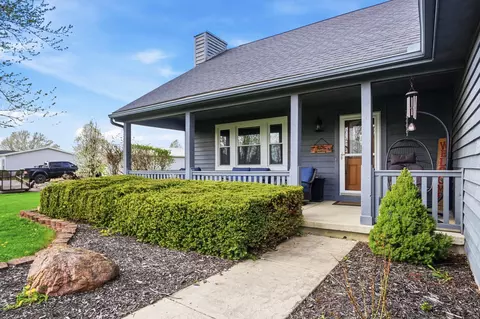 9480 Loveless Rd, Mechanicsburg, OH 43044