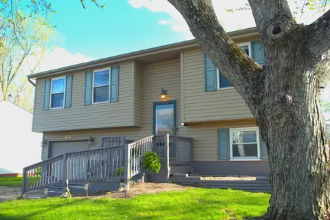 651 W Martindale Rd, Englewood, OH 45322