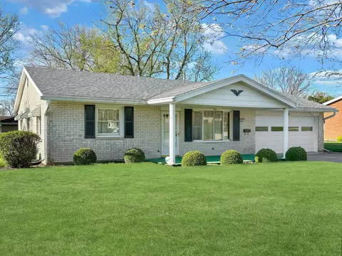 635 Southbrook Dr, Greenville, OH 45331