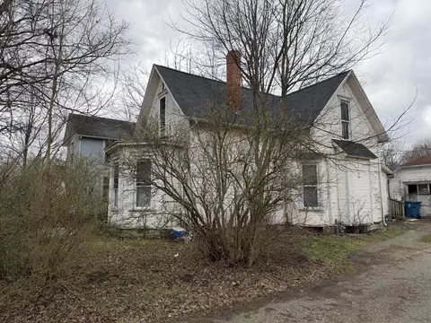 313 N Elm St, Bellefontaine, OH 43311