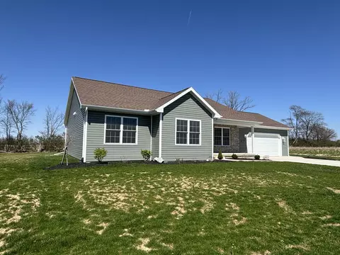116 Village Pkwy, Jackson Center, OH 45334