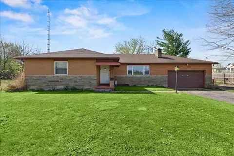 2821 Dayton Springfield Rd, Springfield, OH 45506