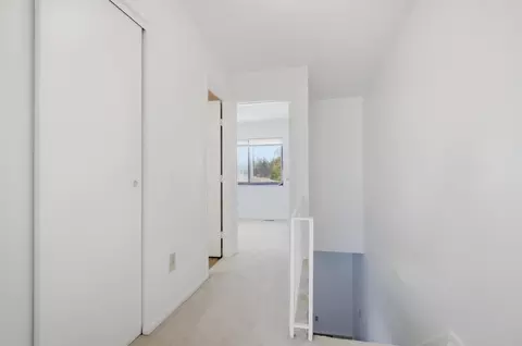 Entry Way - 615 Villa Rd #B, Springfield, OH 45503 photo 1 of 1