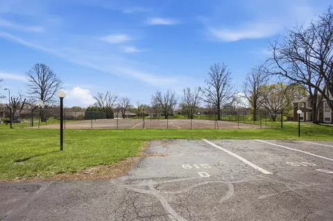 Exterior - 615 Villa Rd #B, Springfield, OH 45503 photo 8 of 8