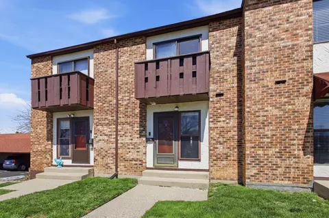 Exterior - 615 Villa Rd #B, Springfield, OH 45503 photo 2 of 8