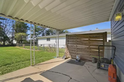 Exterior - 1215 Northgate Rd, Springfield, OH 45504 photo 4 of 10