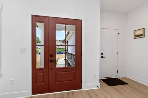Entry Way - 1758 Northpoint Ln, Springfield, OH 45503 photo 1 of 4
