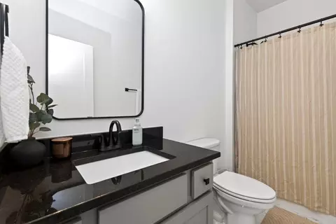 Bath - 1758 Northpoint Ln, Springfield, OH 45503 photo 1 of 3