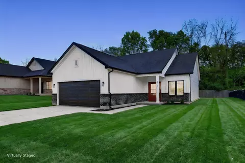 Exterior - 1758 Northpoint Ln, Springfield, OH 45503 photo 2 of 9
