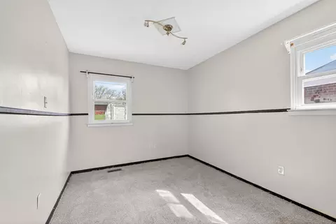 Bedroom - 1514 Cedarbrook Pl, Sidney, OH 45365 photo 6 of 15