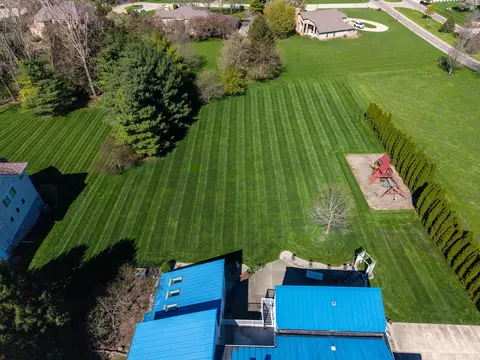 View/Area - 2685 Kilkenny Ct, Springfield, OH 45503 photo 4 of 10