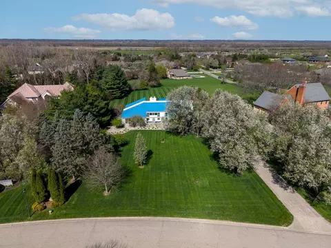 View/Area - 2685 Kilkenny Ct, Springfield, OH 45503 photo 2 of 10