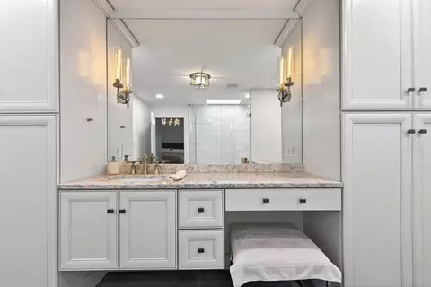 Bath - 2685 Kilkenny Ct, Springfield, OH 45503 photo 3 of 9