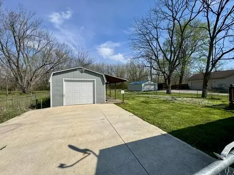Exterior - 4744 Oxtoby St, Springfield, OH 45505 photo 3 of 7
