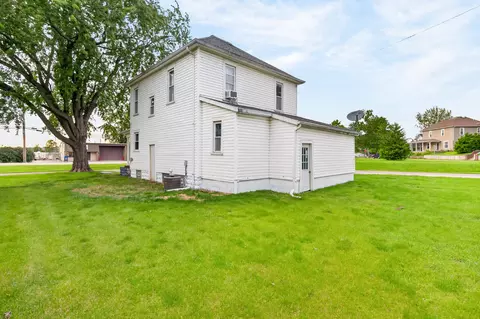Exterior - 801 Fair Rd, Sidney, OH 45365 photo 3 of 6