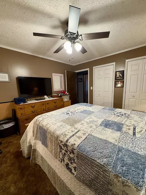 Bedroom - 142 S Vandemark Rd, Sidney, OH 45365 photo 3 of 3