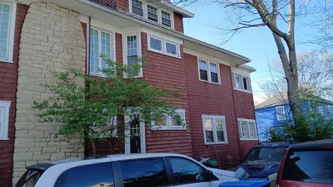 Exterior - 126 E Cassilly St, Springfield, OH 45504 photo 3 of 5