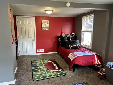 Bedroom - 1014 Driscoll Ave, Springfield, OH 45506 photo 3 of 5