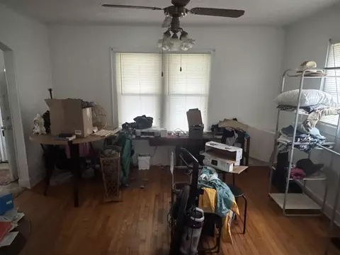 Living - 2514 Beatrice St, Springfield, OH 45503 photo 1 of 2