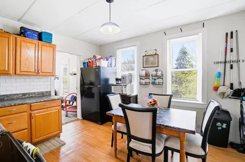Kitchen - 1027 Lafayette Ave, Springfield, OH 45505 photo 3 of 3