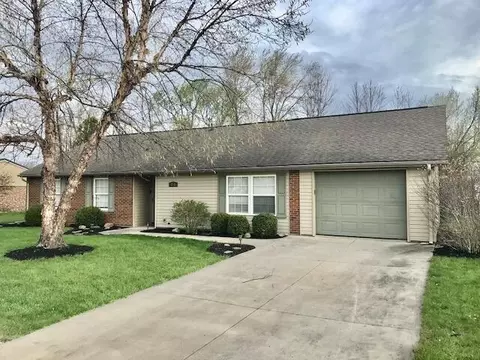 814 Primrose Dr, Wapakoneta, OH 45895