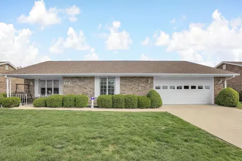 384 Bishop Dr, London, OH 43140