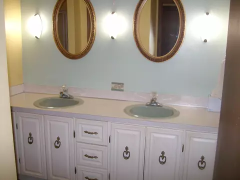 Bath - 1316 Michael Ave, Celina, OH 45822 photo 1 of 4