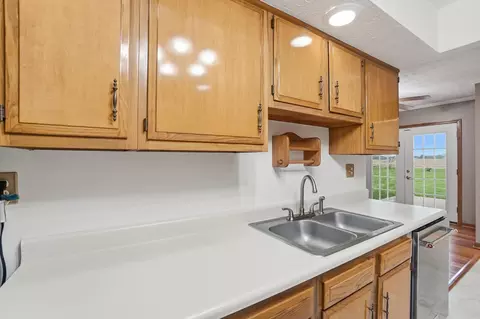 Kitchen - 3715 Randee Ln, Springfield, OH 45502 photo 5 of 6