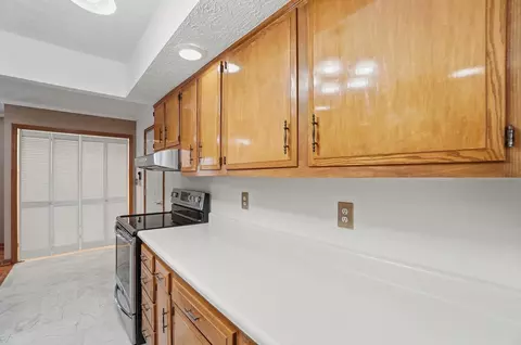 Kitchen - 3715 Randee Ln, Springfield, OH 45502 photo 6 of 6
