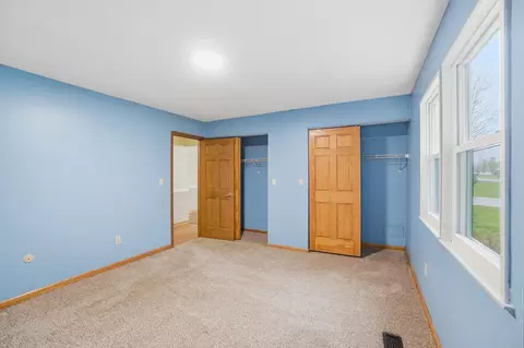 Bedroom - 3715 Randee Ln, Springfield, OH 45502 photo 2 of 6
