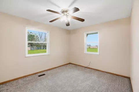 Bedroom - 3715 Randee Ln, Springfield, OH 45502 photo 5 of 6