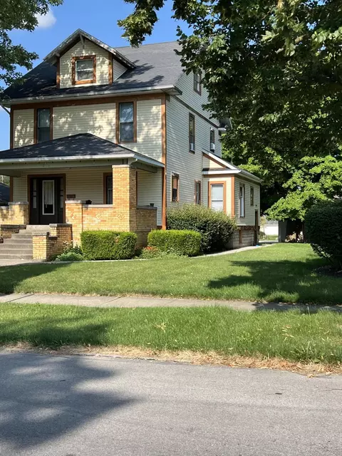 406 N Main St, Ada, OH 45810