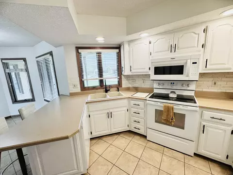 Kitchen - 1413 Michael Ave, Celina, OH 45822 photo 1 of 4