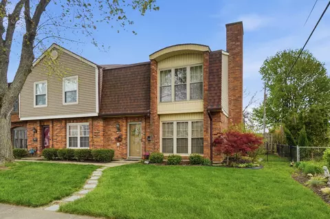 Exterior - 3112 El Camino Dr, Springfield, OH 45503 photo 2 of 8