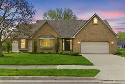 1536 Brook Park Dr, Troy, OH 45373
